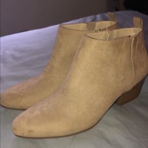 Women’s Booties